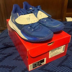 Kyrie Low 3 TB Promo